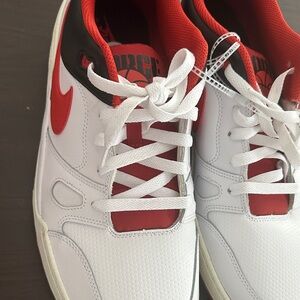 Nike Men's White and Red Athletic Sneakers